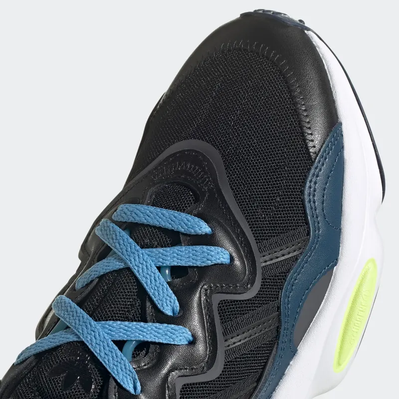 adidas OZWEEGO Core Black / Crew Navy / Frozen Yellow (FX6057)
