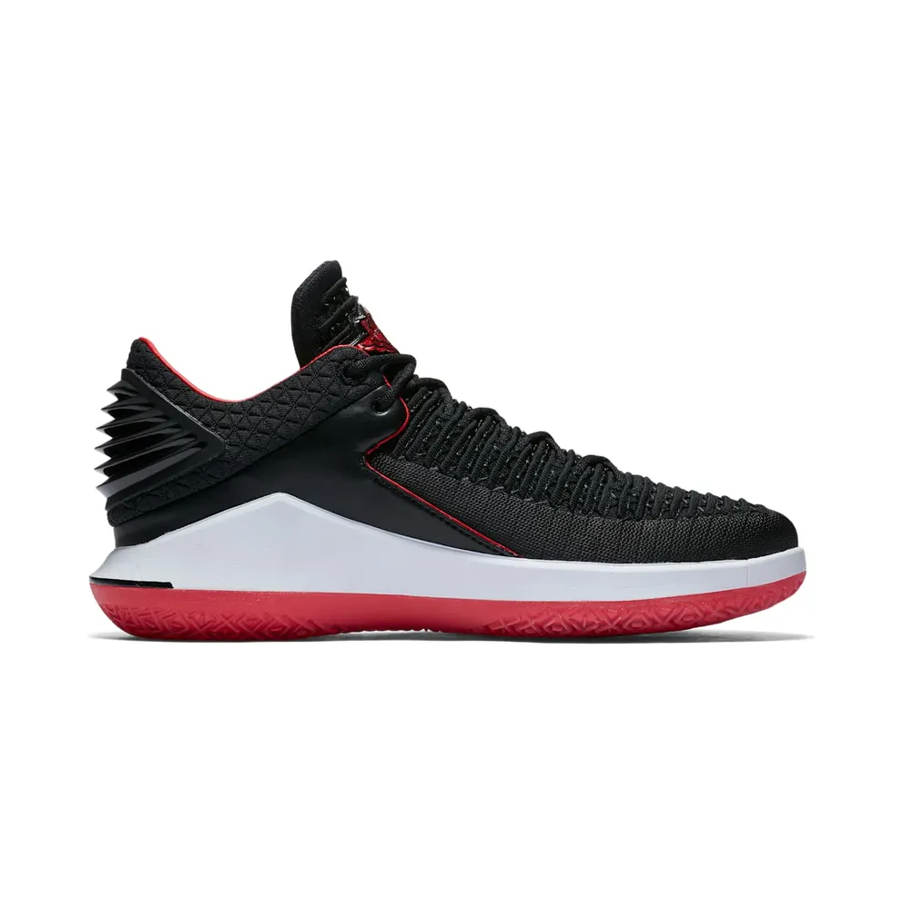 Jordan XXXII Low MJ Day Black/University Red-White (AA1256-001)