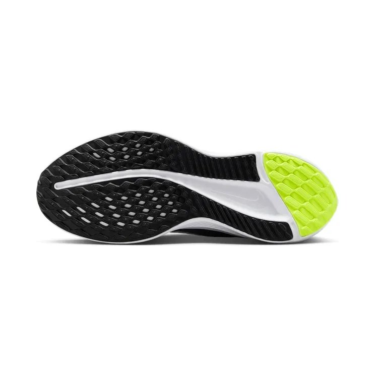 nike-quest-5 DD0204-010