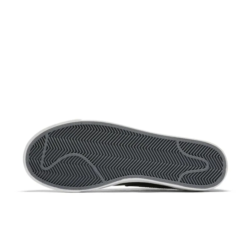 Nike Blazer Low Black Patent (W) (AA1557-001)