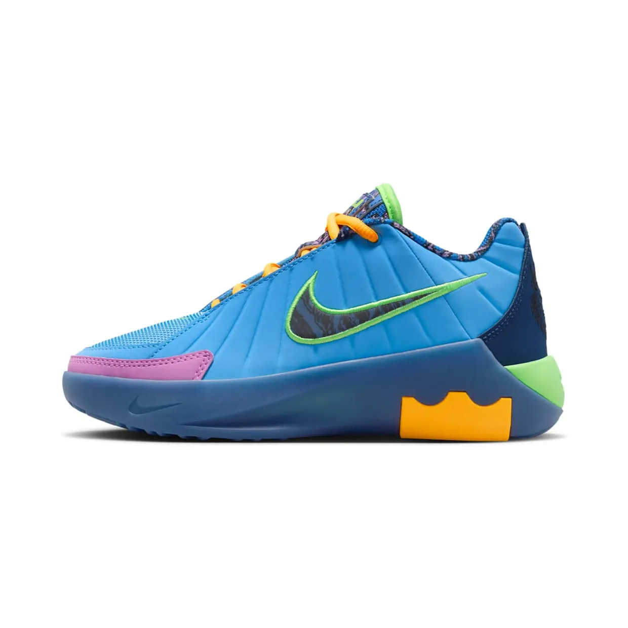 lebron-witness-9 IQ0825-400