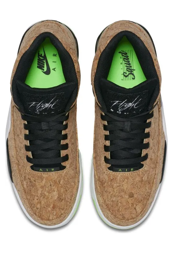 nike-sneaker 748281-100
