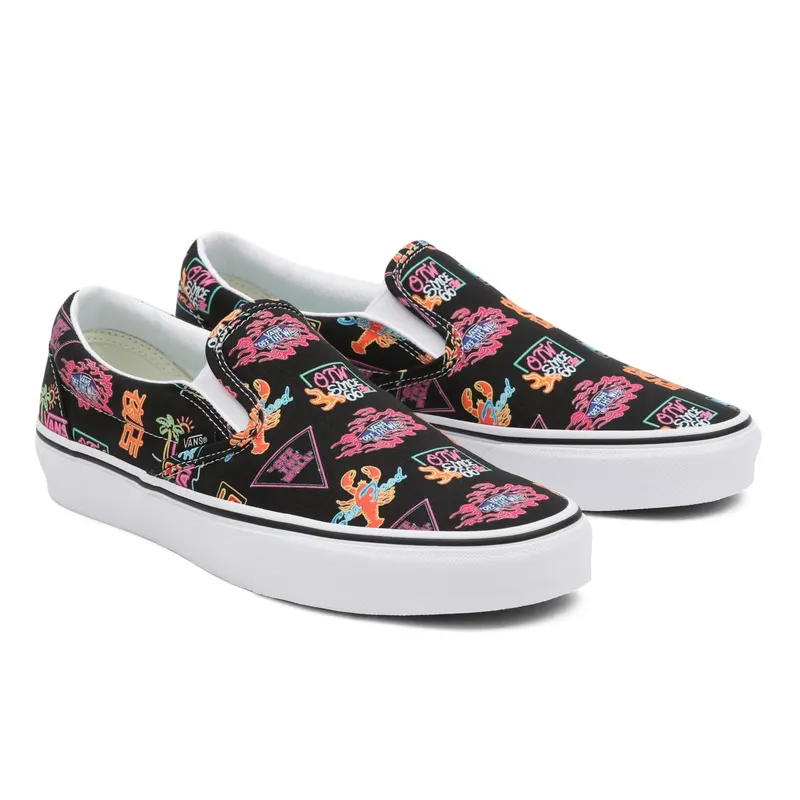 VANS Vans Market Classic Slip-on Shoes Black (VN000XG8B0K)