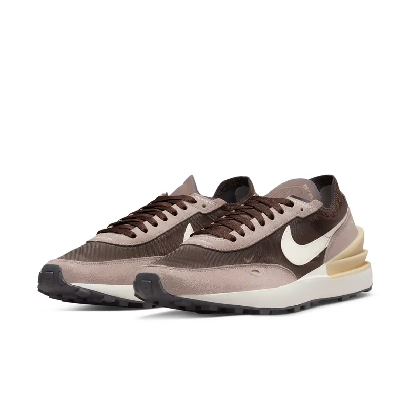 Nike Waffle One Bruin (DA7995-200)