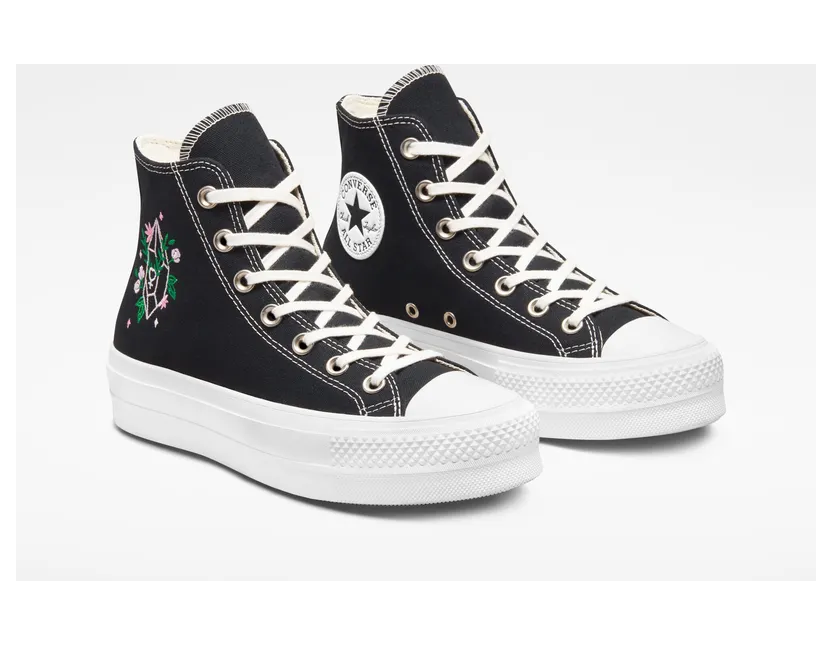 converse-chuck-taylor-all-star A03739C