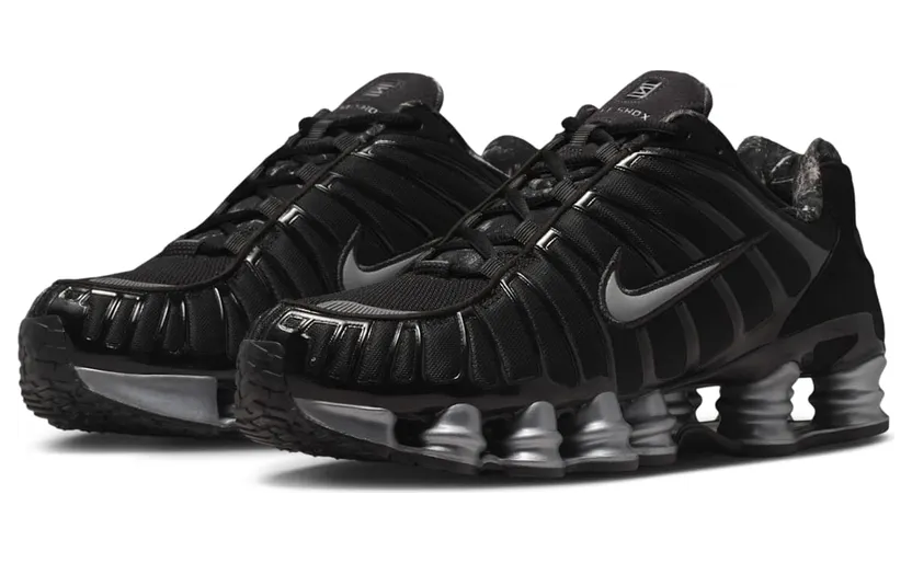 nike-shox IQ0299-010