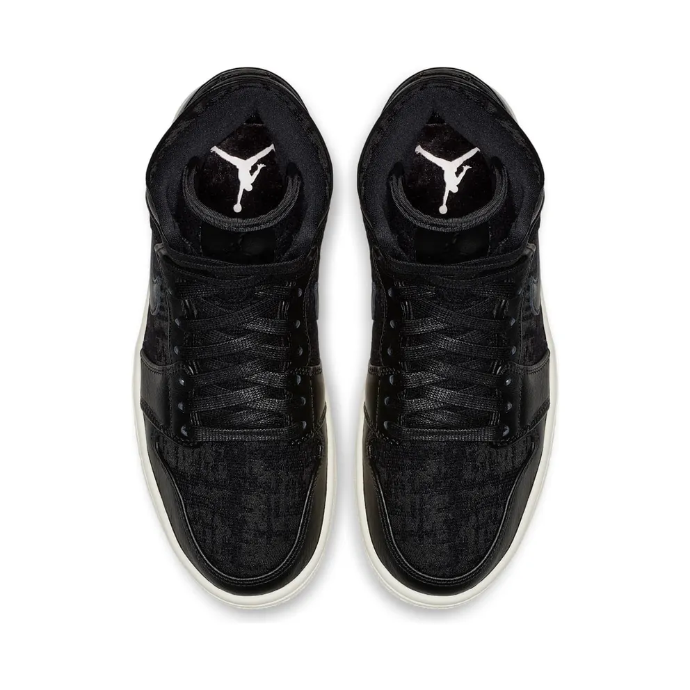 Jordan 1 Retro High Black Sail (W) Black/Black (AH7389-001)