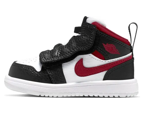 Jordan 1 Mid Wit (AR6352-122)