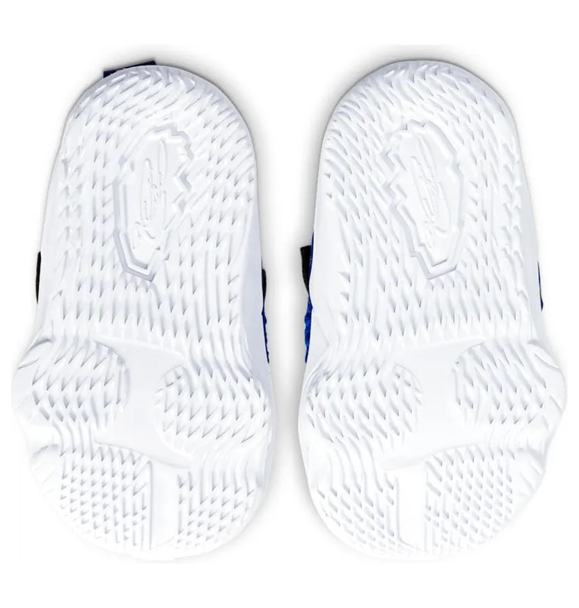 nike-lebron-17 CT4139-400
