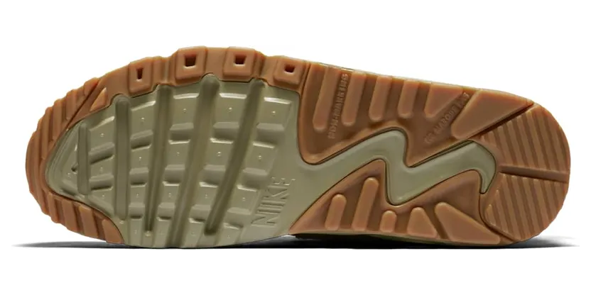 nike-air-max 943747-700