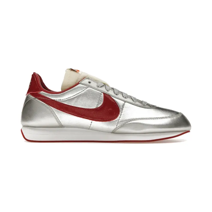Nike Tailwind Night Track