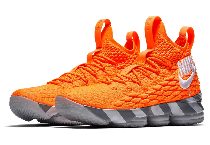 nike-lebron-15 AR5125-800