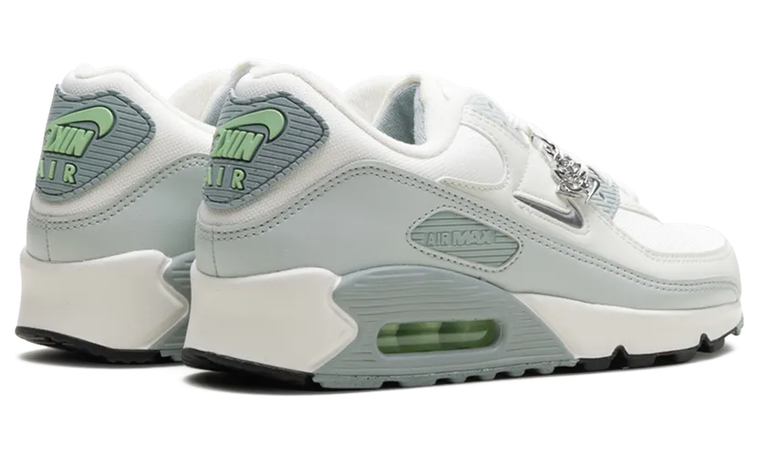 nike-air-max FN6948-100