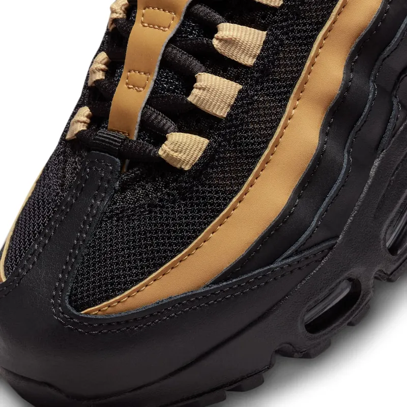 Nike Air Max 95 GS “Black / Gold” (CJ3906-016)
