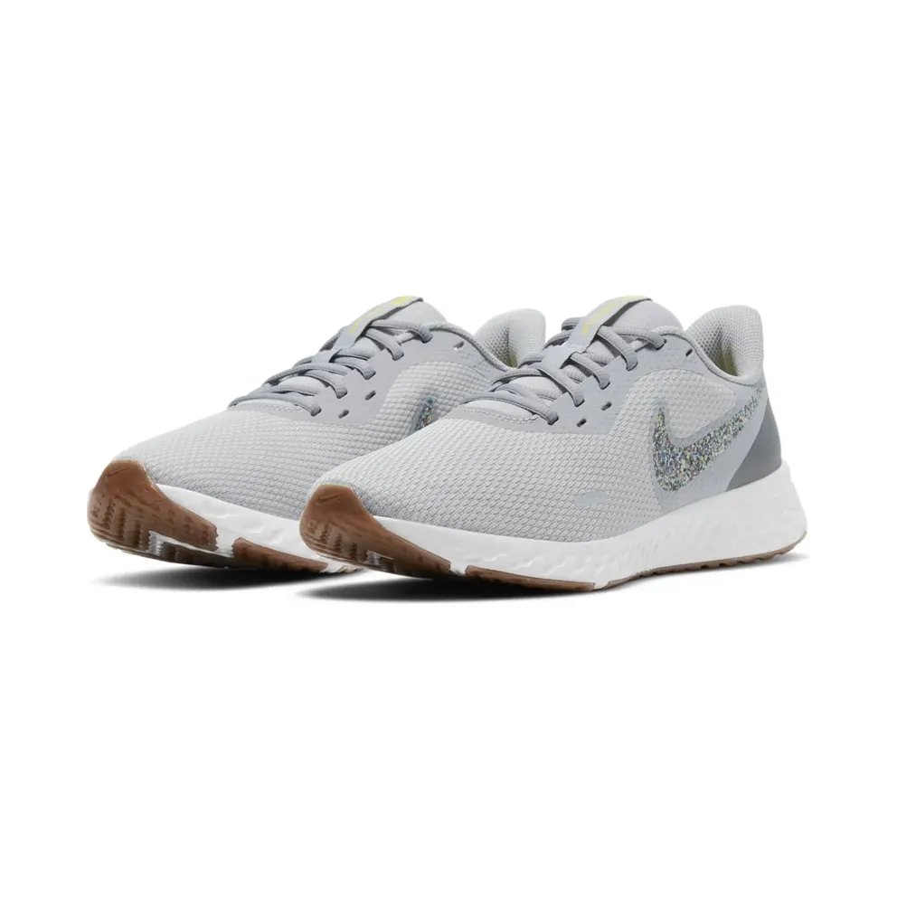 Nike Revolution 5 Premium “Wolf Grey / Iron Grey / White / Photon Dust” (CV0159-019)