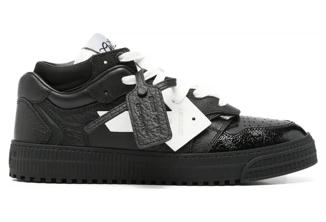 Off-white Arrow Patch “Black/White” (M244S6L001 BLKIC)