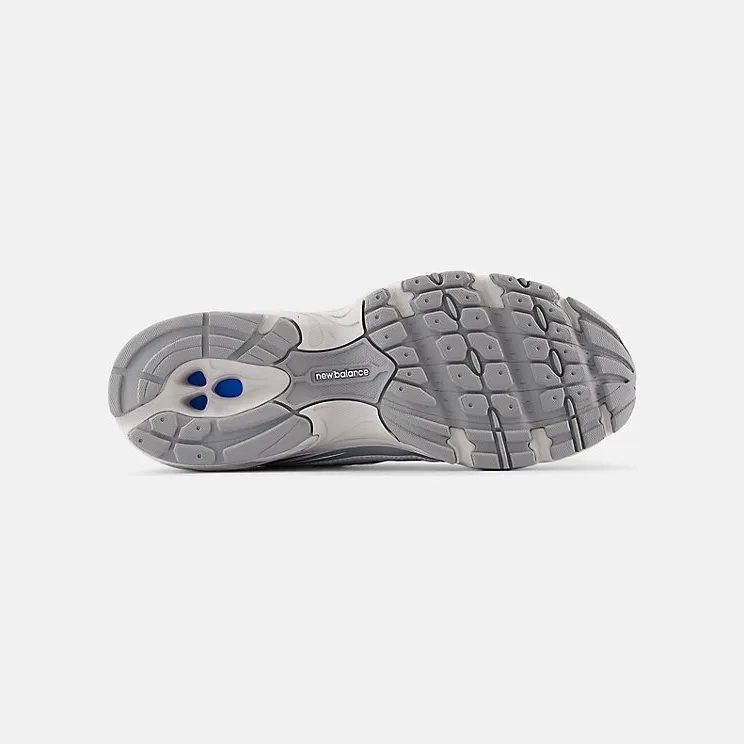 new-balance-740 U7405I7
