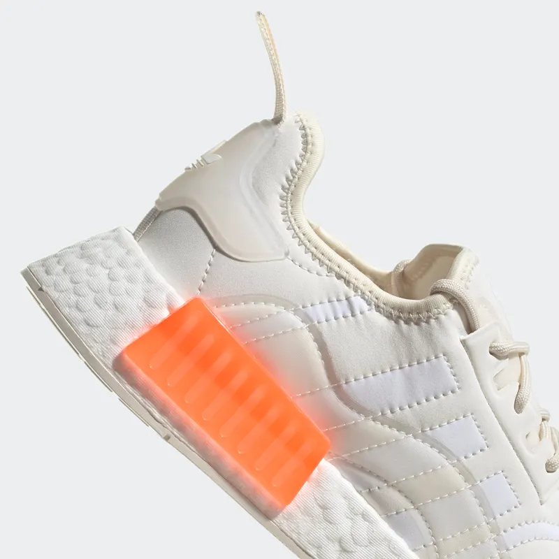 Adidas NMD_R1 Chalk White / Chalk White / Cloud White (GZ7964)