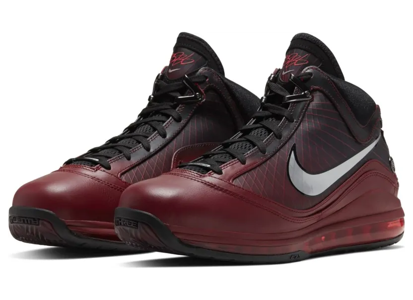 Nike LeBron 7 Christmas (2019)