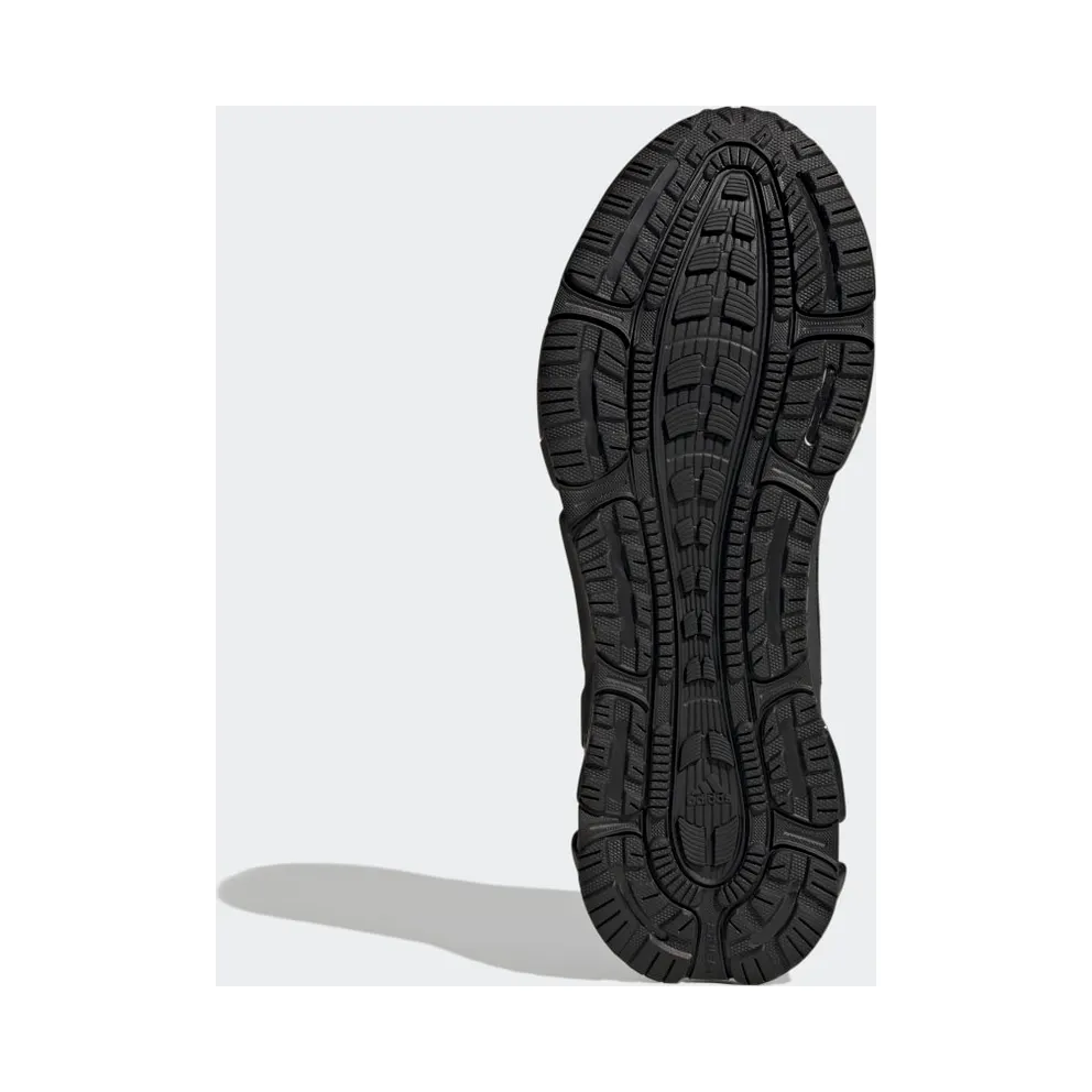 adidas Climawarm Core Black / Core Black / Cloud White (GZ1642)