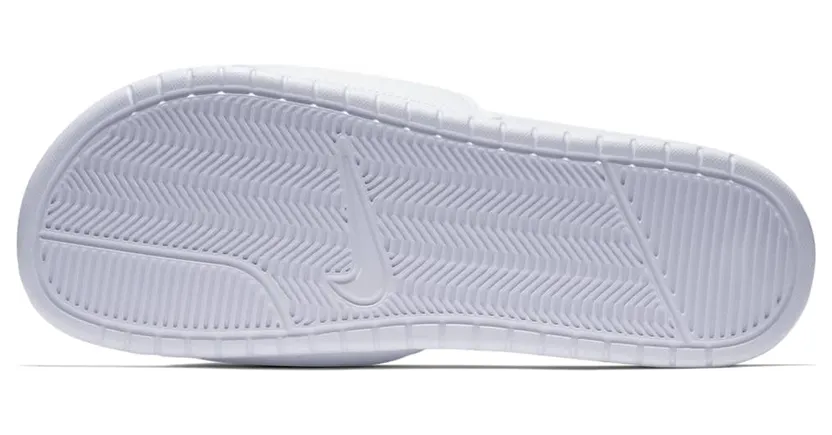 nike-benassi AQ8614-100