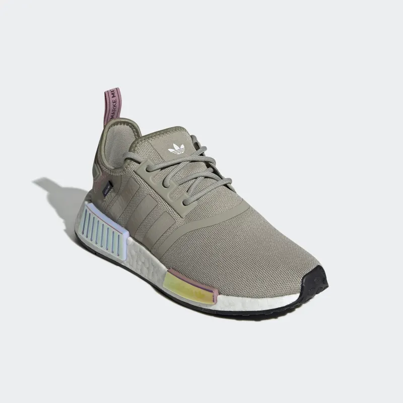 Adidas NMD_R1 Feather Grey / Feather Grey / Violet Tone (GY8538)