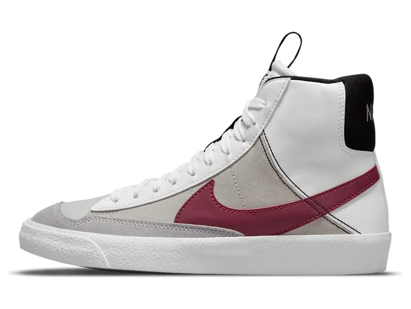 Nike Blazer Mid ’77 SE Danceen “White / Black / Summit White / Rush Maroon” (DH8640-101)