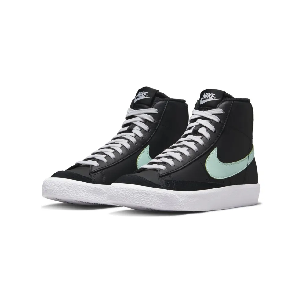 Nike Blazer Mid ’77 Older Kids’ Black (DA4086-008)