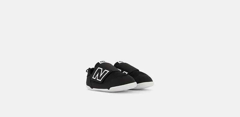 New Balance New Balance Black/White (IONEWBBK)