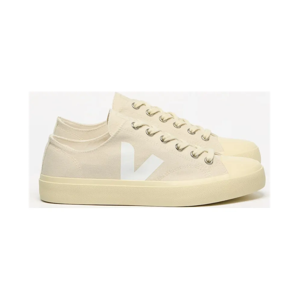 Veja Wata Pierre / White (PL0120568A)