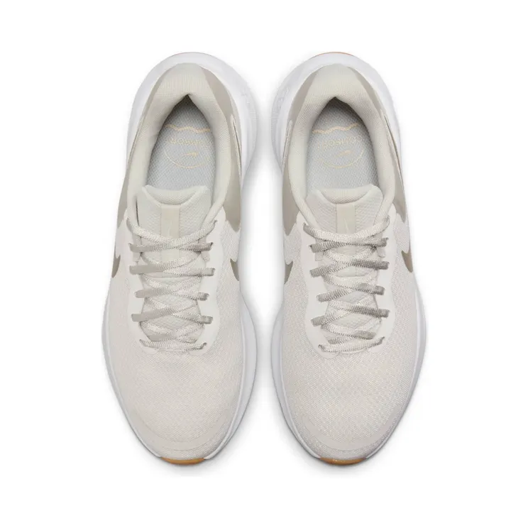 nike-revolution FB2208-010