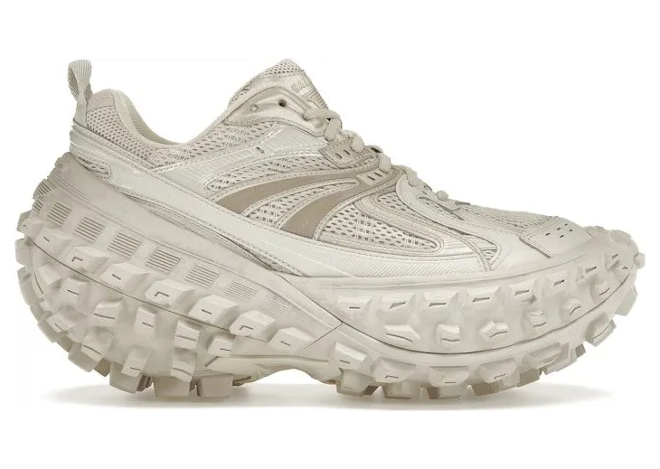 Balenciaga Defender Beige (685611W2RA69700)