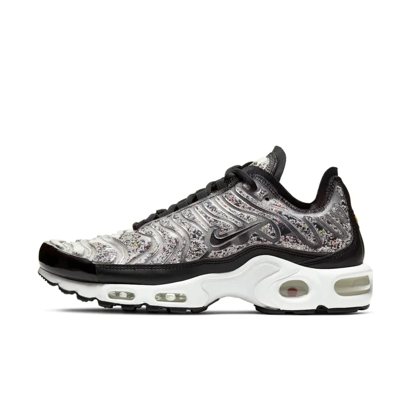Nike Air Max Plus LX – Black