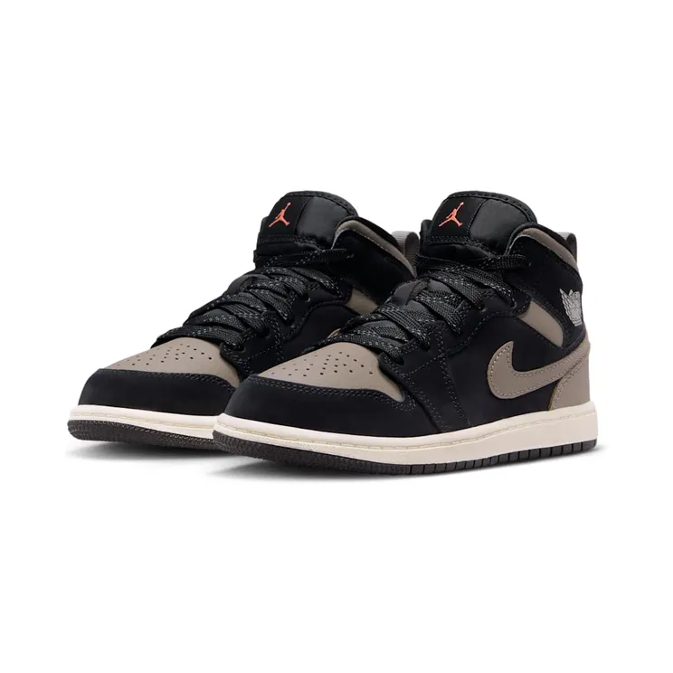 air-jordan-1 IB7052-002
