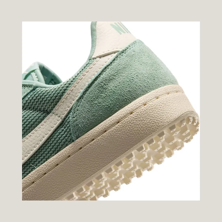 nike-field-general IF5850-005