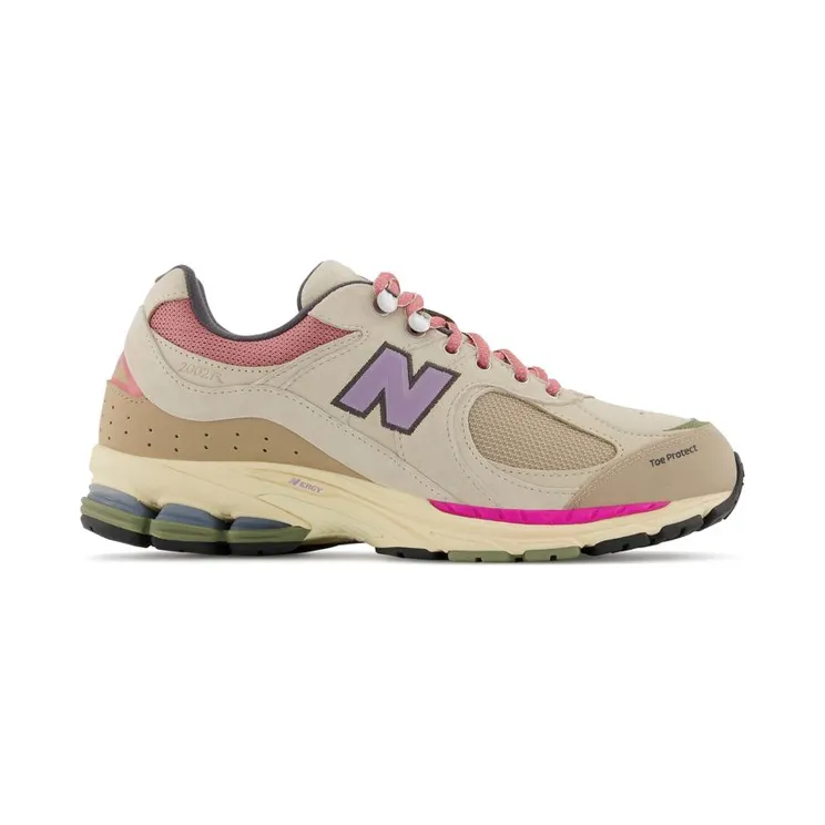 New Balance 2002R “Hiking Pack – Beige” (M2002RWL)