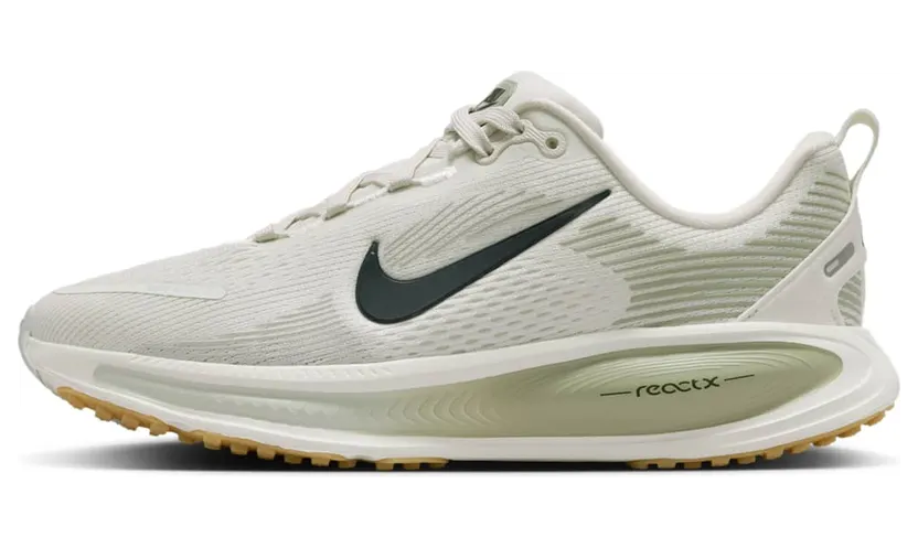 Nike Vomero 18 White (HQ2157-011)