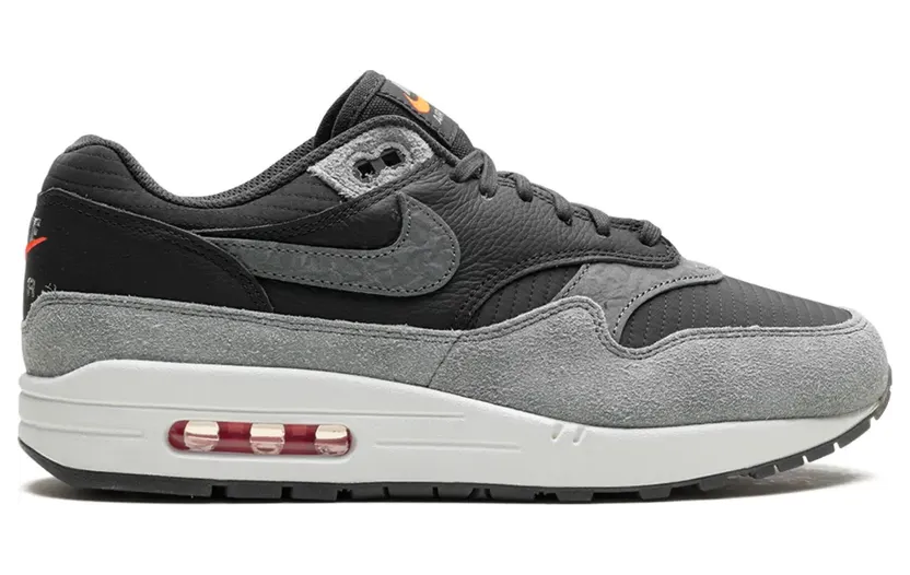 Nike Air Max 2013 Hot Punch/Black/Bright Crimson sneakers – Roze (HJ9292)