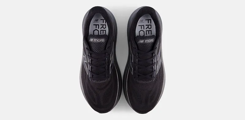 New Balance Fresh Foam More v6 Black Castlerock Black Metallic (MMORLA6)