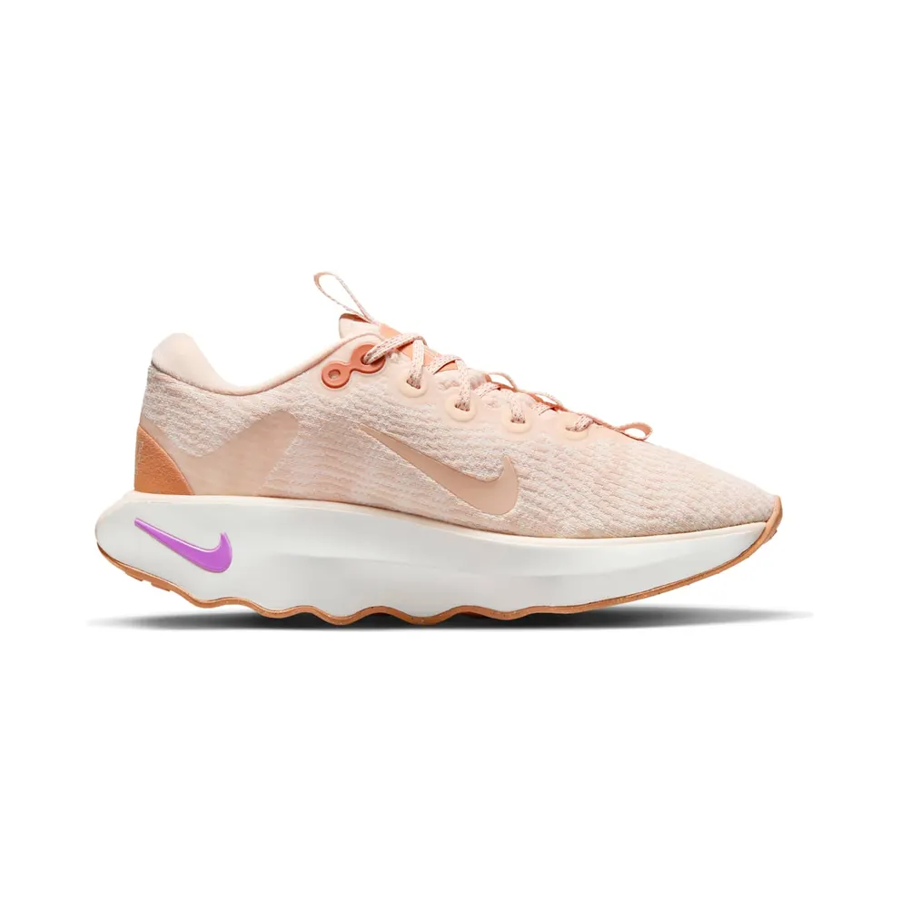 Nike Motiva Guava Ice Summit White Fuchsia Dream (DV1238-800)