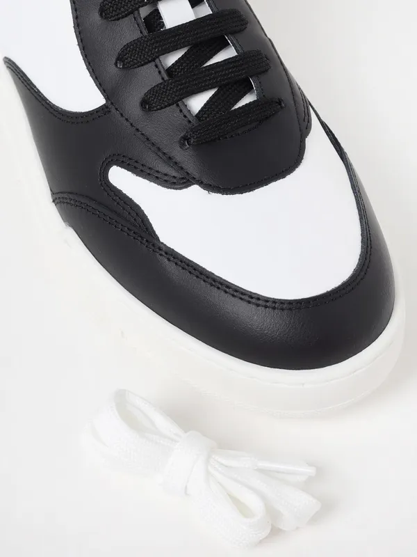 Moschino Sneakers Black (B15204G0MGAD00A) (3)