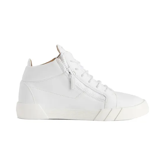 Giuseppe Zanotti The Shark 5.0 “White” (RU00115H02)