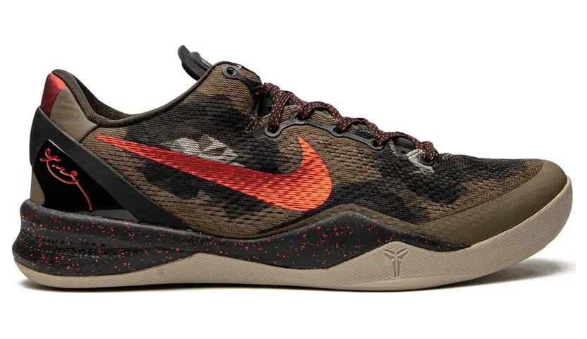 Nike ‘Kobe 8 System’ Sneakers – Grau (555035)