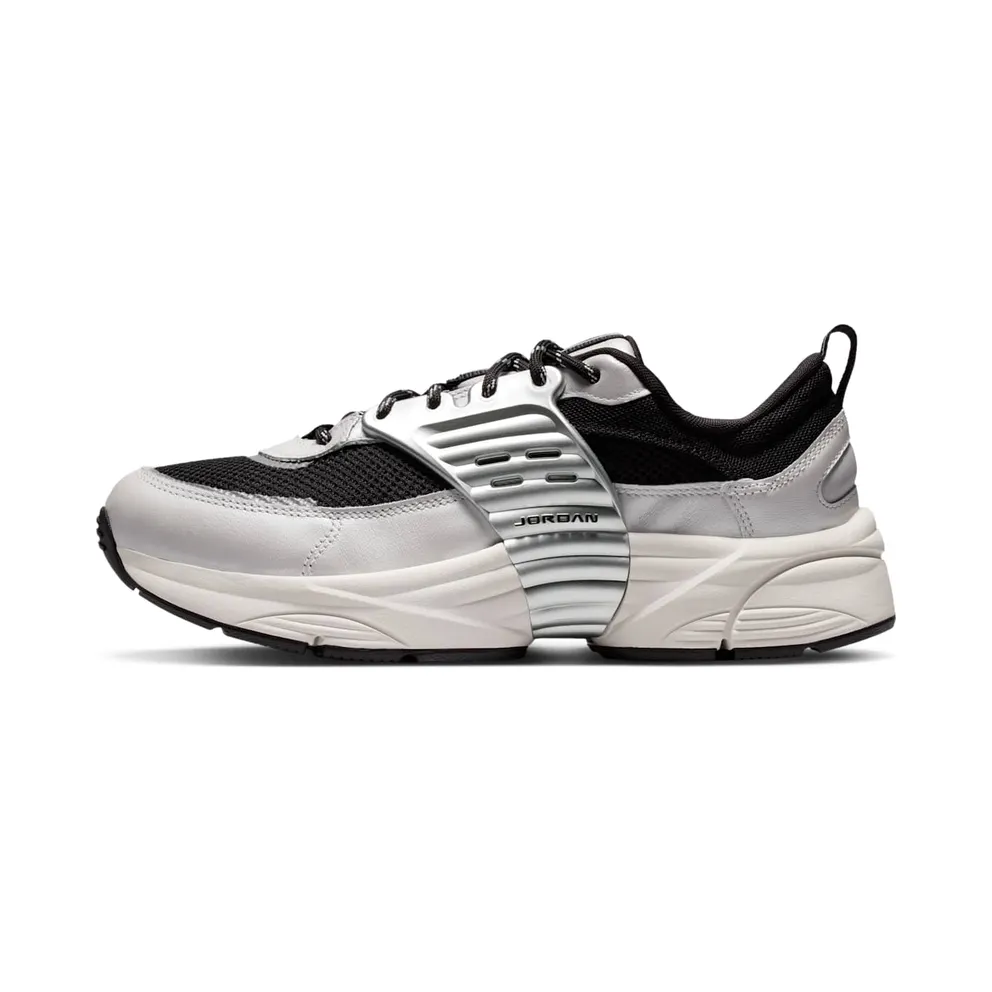 Jordan Trunner O/S “Photon Dust Black Sail” (IB3722-010)