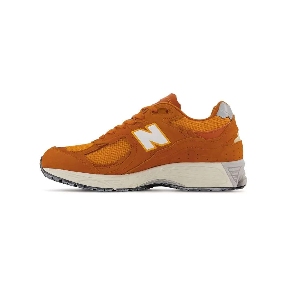 New Balance 2002R Protection Pack Vintage Orange (M2002RDE)