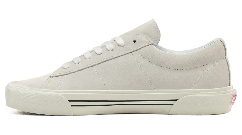 vans-sid VN0A4BTXUL4