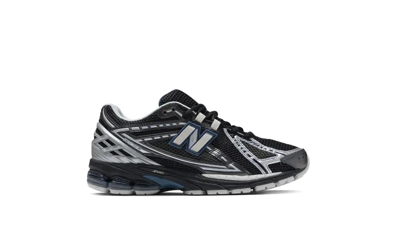 New Balance 1906R Black / Silver (U1906RAC)