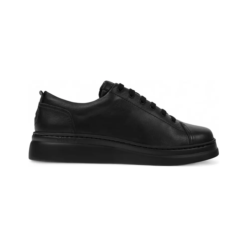 Camper Runner Up Triple Black (K200508-042)