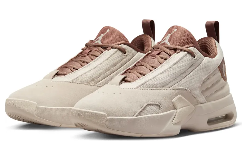 air-jordan-max-aura FQ7943-200