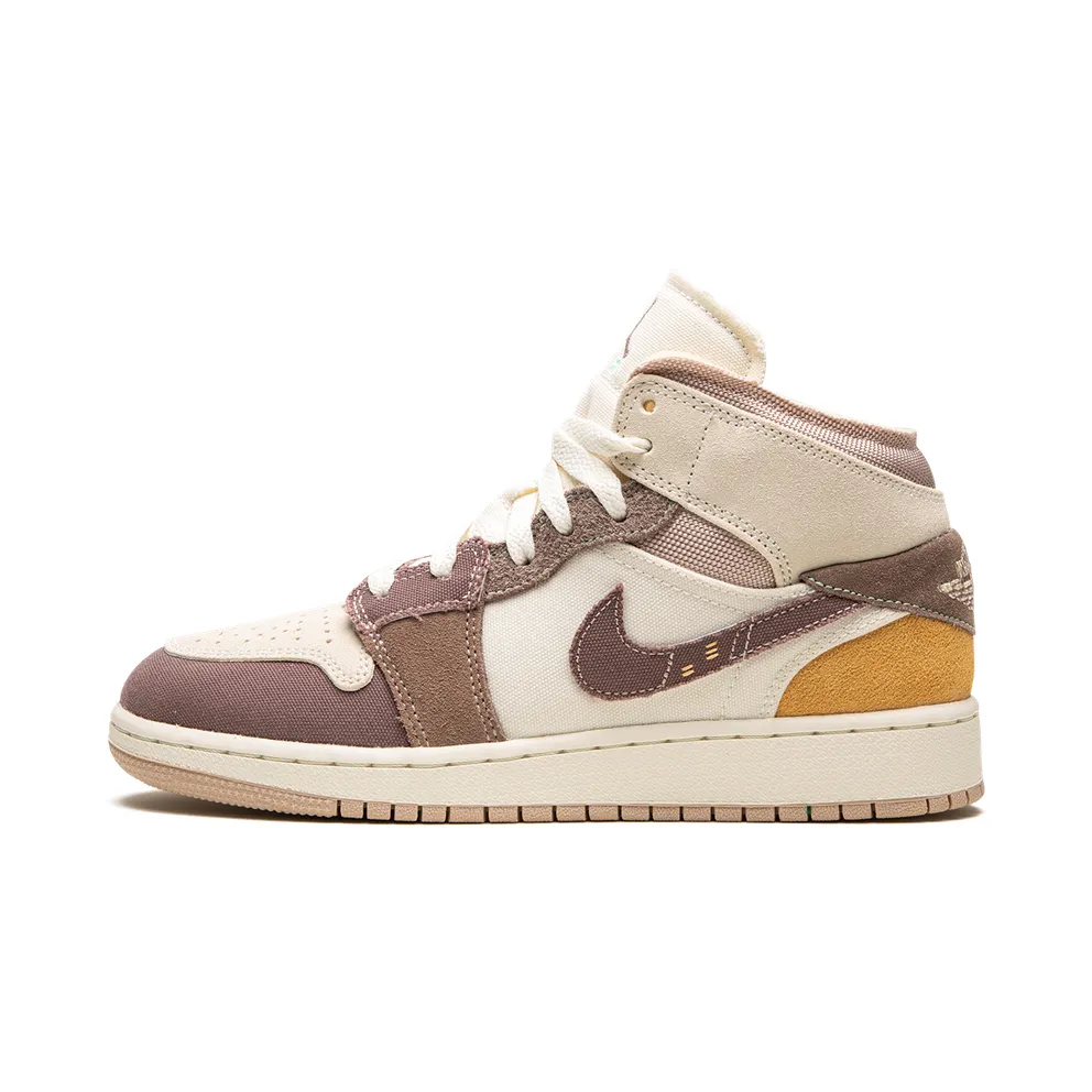 Air Jordan 1 Mid SE Craft GS “Inside Out – Taupe Haze” (DZ4466-102)